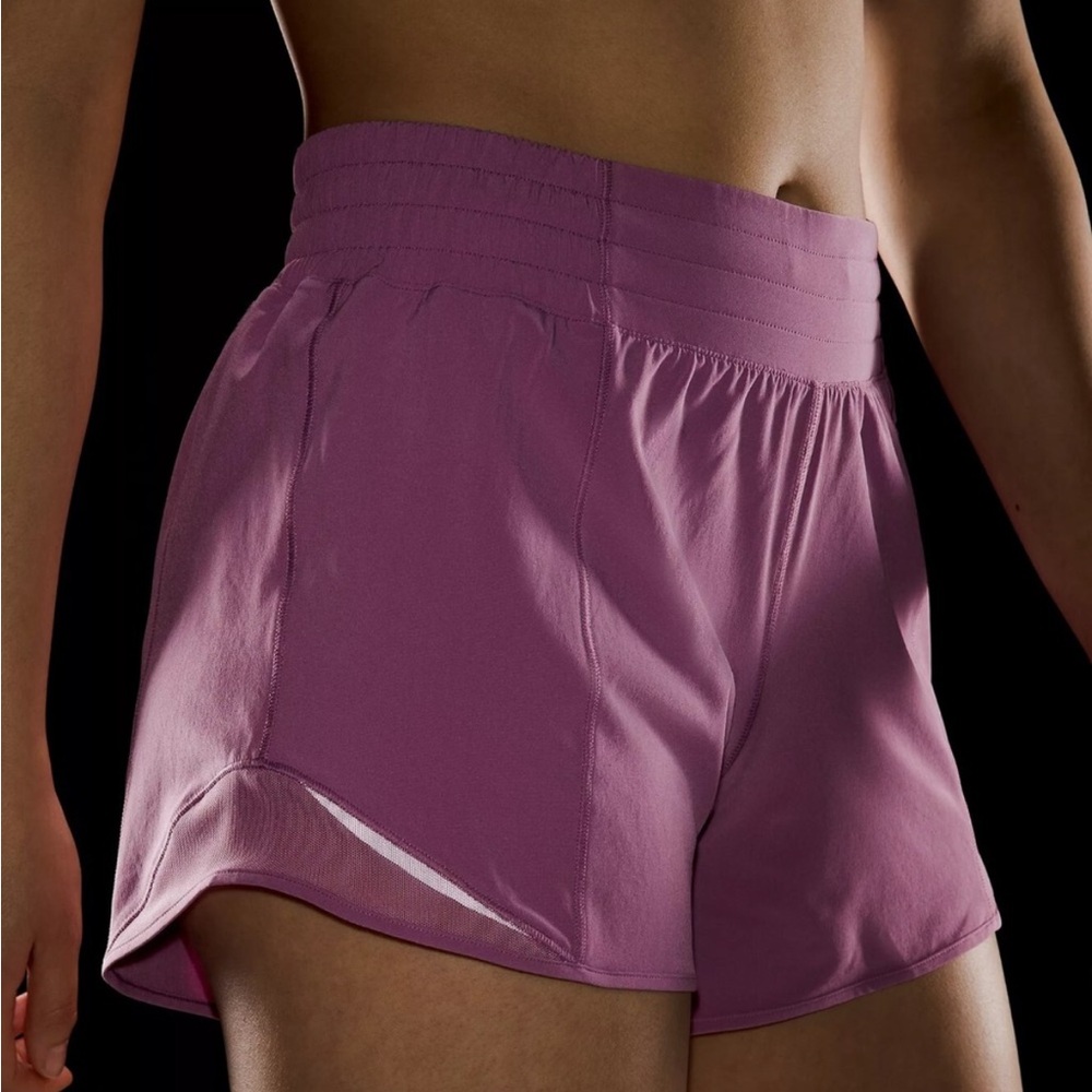 lululemon athletica Women's Athletic Shorts in velvet dust